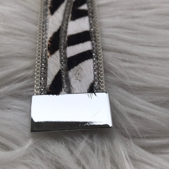 Cowhide magnetic Bracelet - Picture 4 of 8